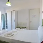 Gerard Hotel *