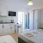 Gerard Hotel *