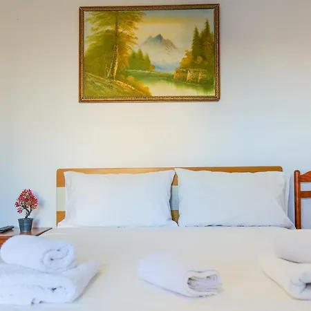 Gerard Hotel *