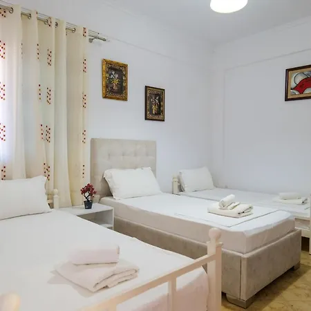 Gerard Apartment Ksamil
