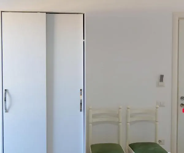 Hotel Gerard *